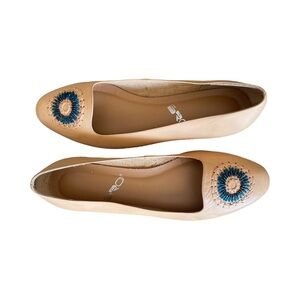 SRO Vintage Boho Tan/Peach and Teal Beaded Flats boutique style